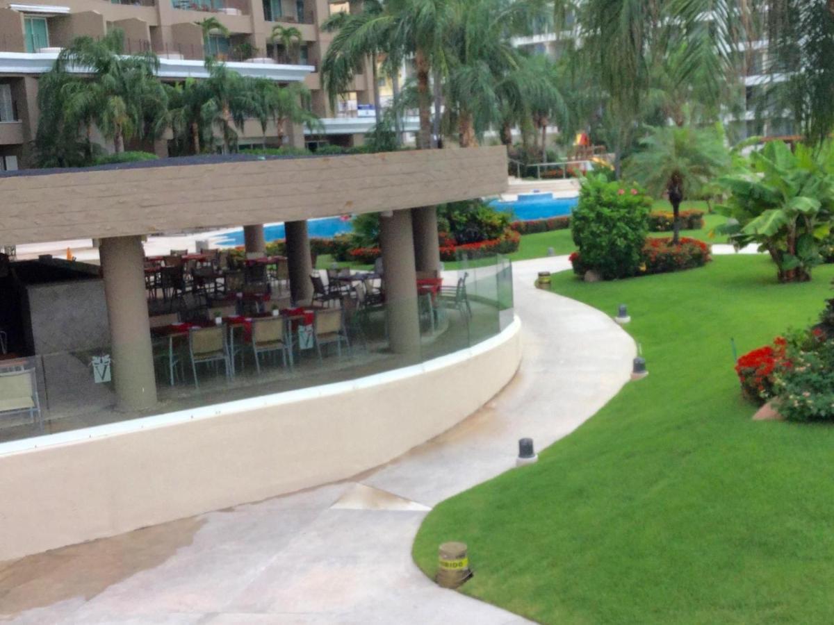 Apartamentos Grand Venetian Puerto Vallarta Exterior photo
