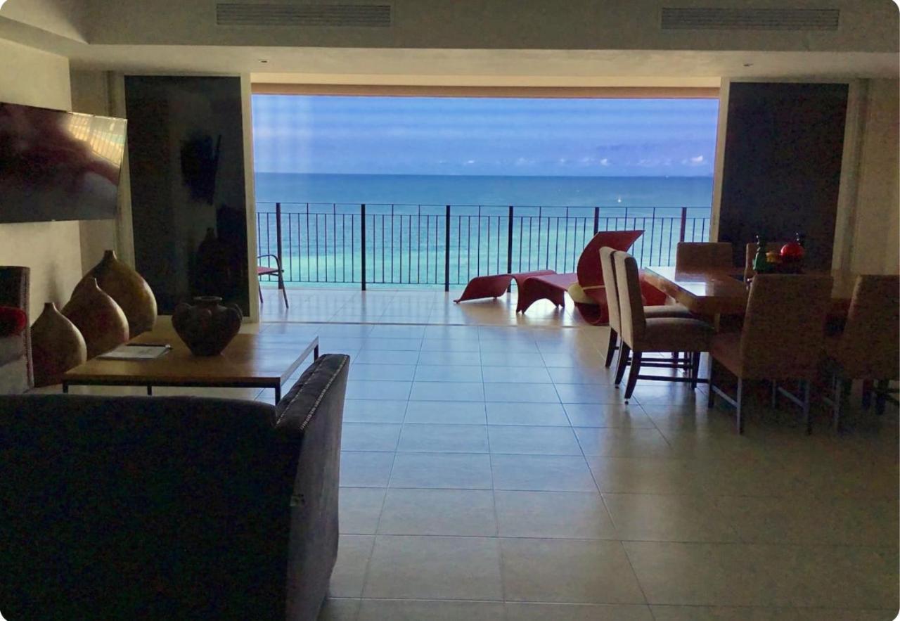Apartamentos Grand Venetian Puerto Vallarta Exterior photo
